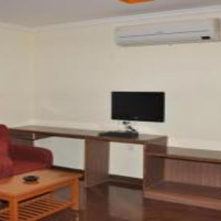 Hotel Pams Mayiladuthurai Esterno foto