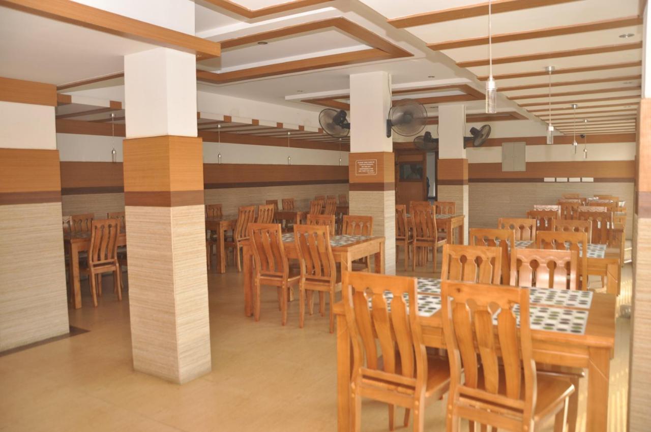 Hotel Pams Mayiladuthurai Esterno foto