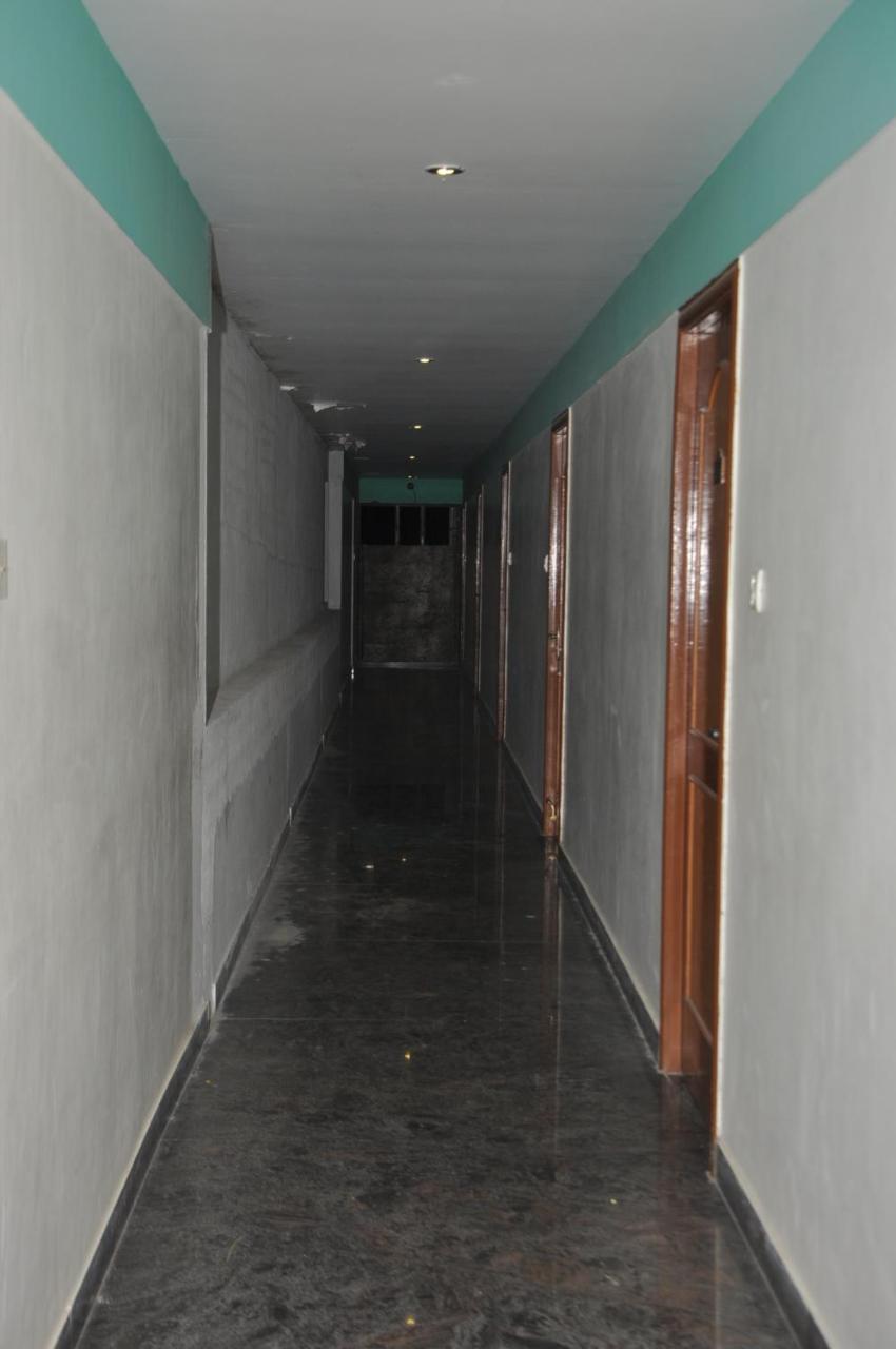 Hotel Pams Mayiladuthurai Esterno foto