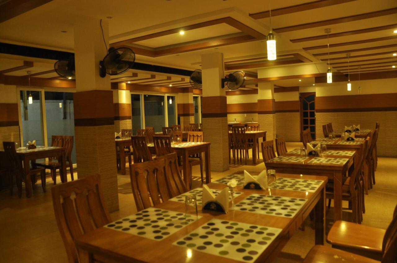 Hotel Pams Mayiladuthurai Esterno foto