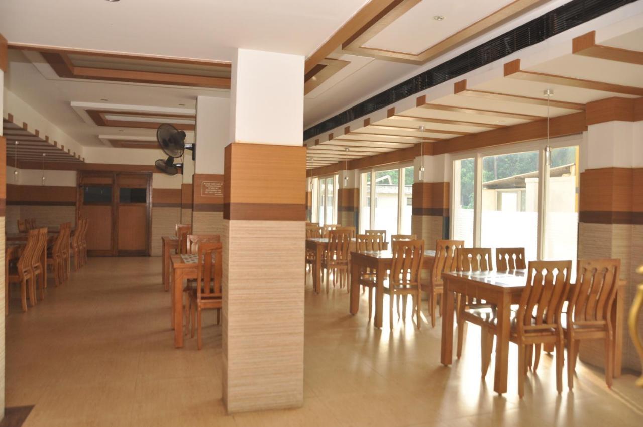 Hotel Pams Mayiladuthurai Esterno foto
